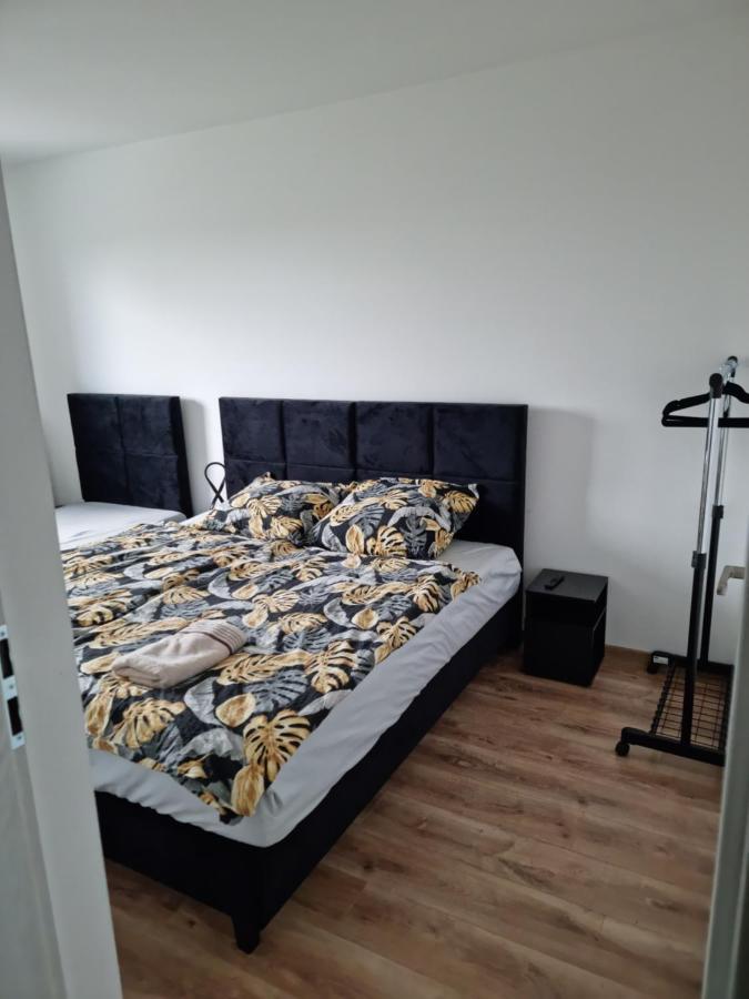 Perlowy Apartament كوتنو المظهر الخارجي الصورة